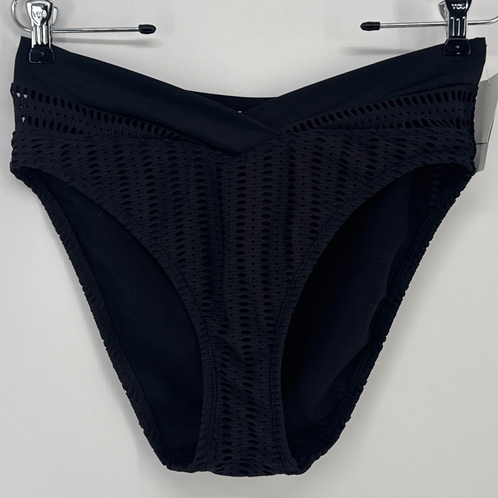 Sanctuary Modern Supply Bikini Bottoms Medium NEW Black Eyelet MSCC25504